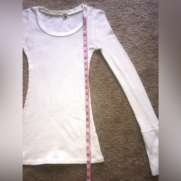 Free People Rare Damsel Cuff Cream Colored Thermal Top S - Picture 10 of 13